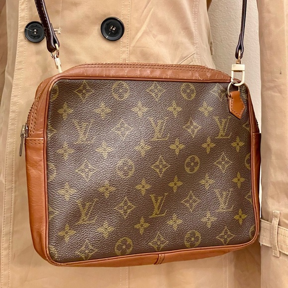 Louis Vuitton Monogram Vintage Saxpo Bag Pouch Clutch Crossbody - Picture 2 of 14